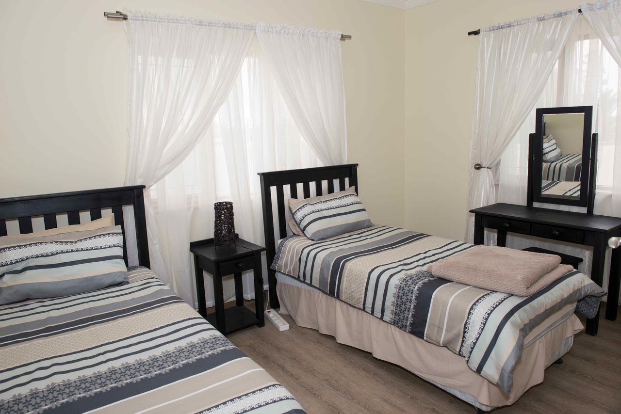 Good Times Self Catering Apartments Swakopmund Exteriör bild